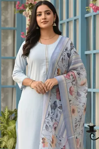 Women Floral Regular Thread Work Kurta with Trousers & With Dupatta