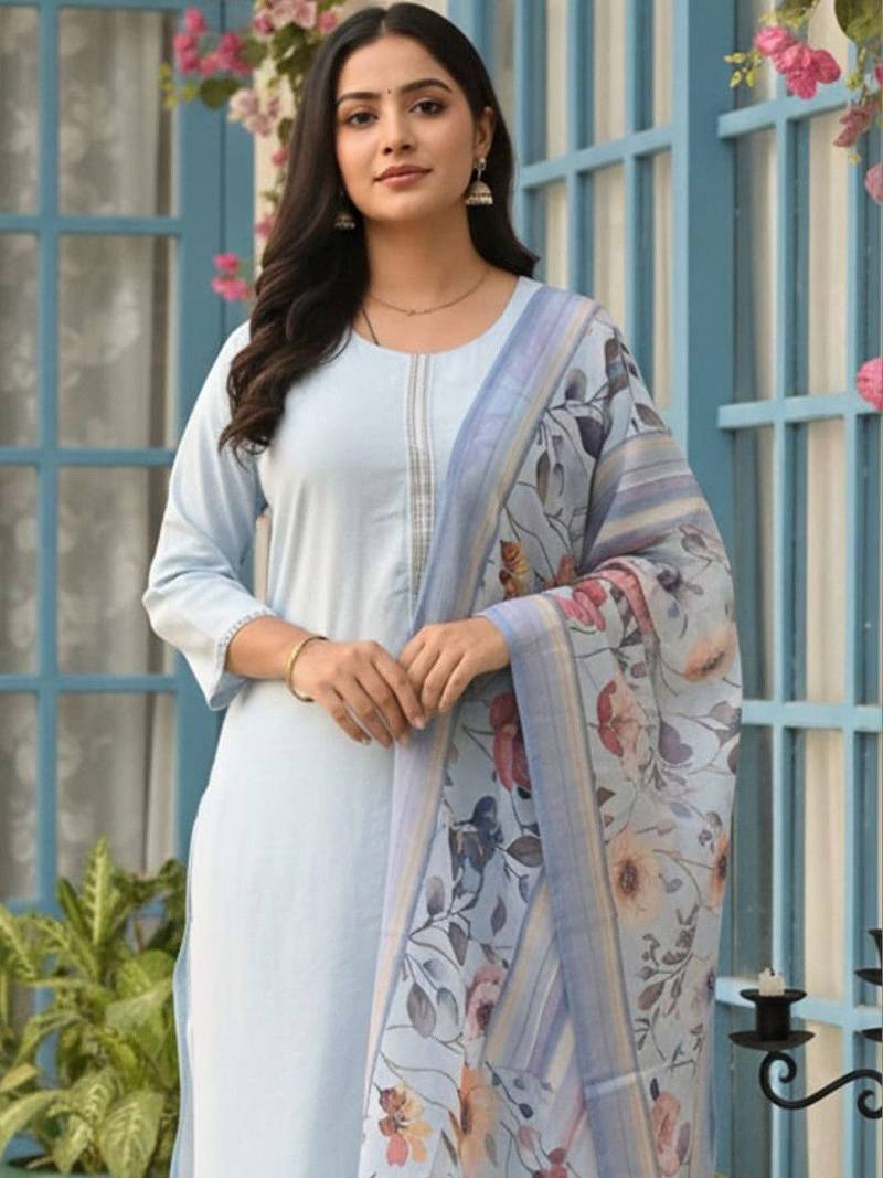 Women Floral Regular Thread Work Kurta with Trousers & With Dupatta