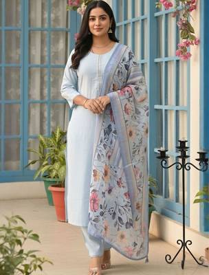 Women Floral Regular Thread Work Kurta with Trousers & With Dupatta 4