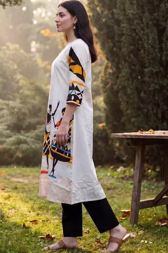 Women Ethnic Motifs Printed Regular Pure Cotton Kurta with Trousers