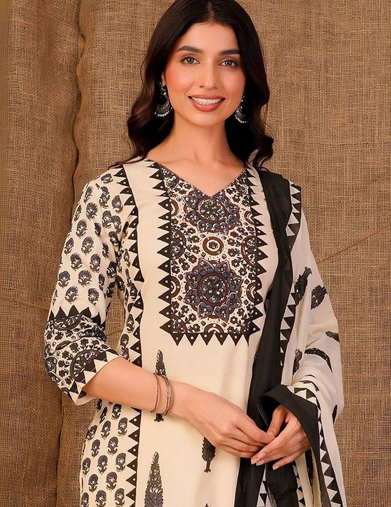 Women Ethnic Motifs Printed Regular Pure Cotton Kurta with Trousers & With Dupatta