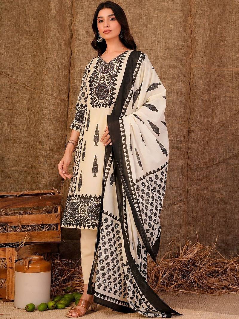 Women Ethnic Motifs Printed Regular Pure Cotton Kurta with Trousers & With Dupatta