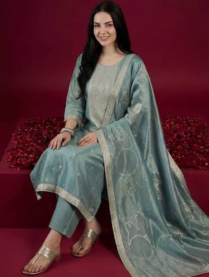 Women Ethnic Motifs Embroidered Regular Kurta with Trousers & With Dupatta 2
