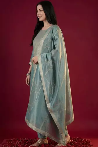 Women Ethnic Motifs Embroidered Regular Kurta with Trousers & With Dupatta