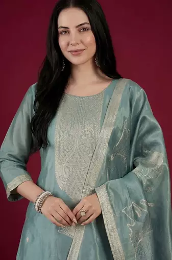 Women Ethnic Motifs Embroidered Regular Kurta with Trousers & With Dupatta