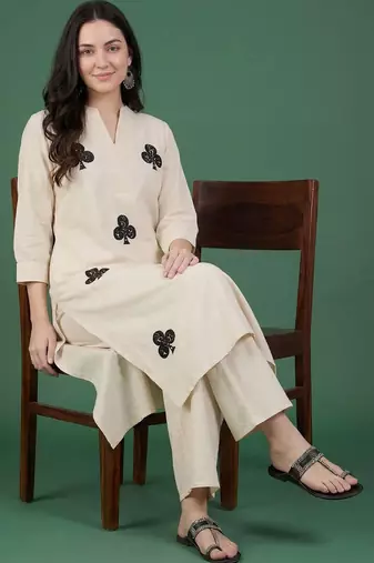 Women Embroidered Regular Pure Cotton Kurta with Palazzos