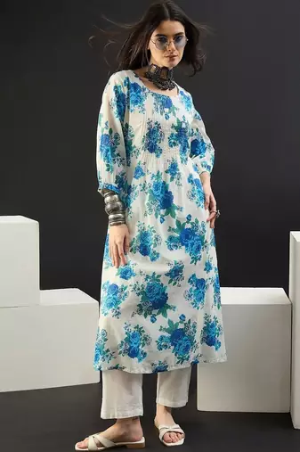 Women Floral Printed Pleated Pure Cotton Kurta with Trousers