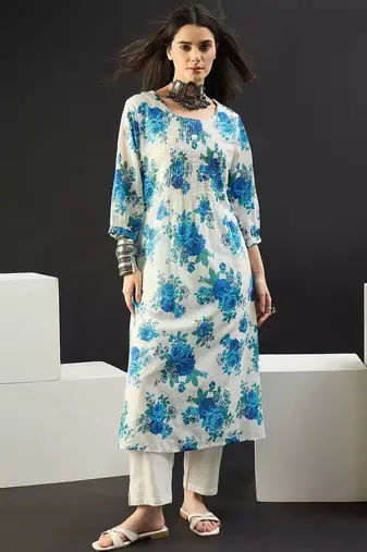 Women Floral Printed Pleated Pure Cotton Kurta with Trousers