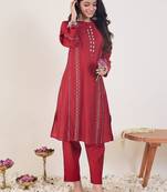 Women Embroidered Regular Thread Work Chanderi Silk Kurta with Trousers