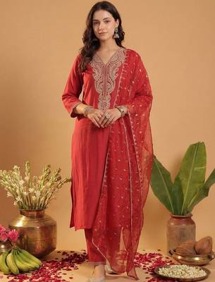 Women Ethnic Motifs Embroidered Regular Thread Work Liva Kurta with Trousers & With Dupatta 6
