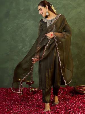 Women Ethnic Motifs Embroidered Regular Liva Kurta with Trousers & With Dupatta 1