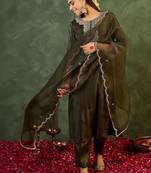Women Ethnic Motifs Embroidered Regular Liva Kurta with Trousers & With Dupatta