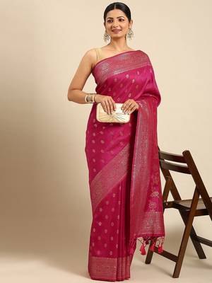 Fuchsia & Gold-Toned Woven Design Jute Silk Banarasi Saree 1