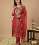 Women Ethnic Motifs Embroidered Thread Work Kurta with Trousers & With Dupatta