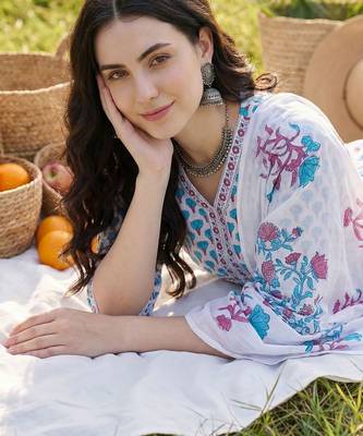 Women Floral Printed Empire Pure Cotton Kurta with Trousers & With Dupatta 2