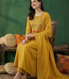 Women Ethnic Motifs Embroidered Regular Thread Work Kurta with Trousers & With Dupatta