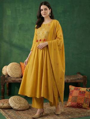 Women Ethnic Motifs Embroidered Regular Thread Work Kurta with Trousers & With Dupatta 2