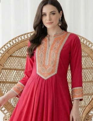 Women Ethnic Motifs Embroidered Regular Mirror Work Kurta with Trousers 2