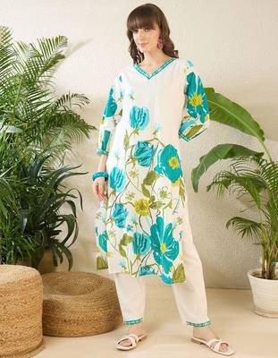 Women Floral Printed Regular Pure Cotton Kurta with Trousers & With Dupatta 2