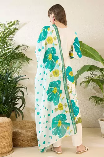 Women Floral Printed Regular Pure Cotton Kurta with Trousers & With Dupatta