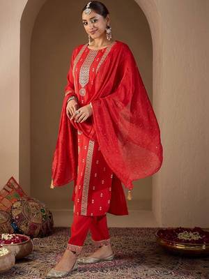 Women Ethnic Motifs Embroidered Regular Thread Work Kurta with Trousers & With Dupatta 3