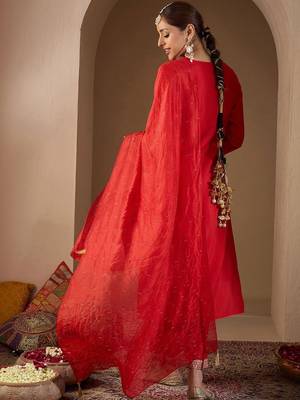 Women Ethnic Motifs Embroidered Regular Thread Work Kurta with Trousers & With Dupatta 4