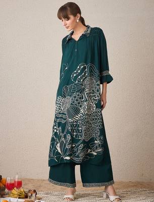 Women Ethnic Motifs Printed Regular Kurta with Trousers 1