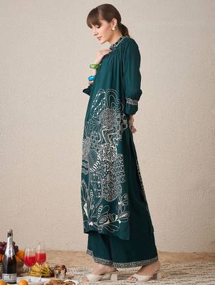 Women Ethnic Motifs Printed Regular Kurta with Trousers 3