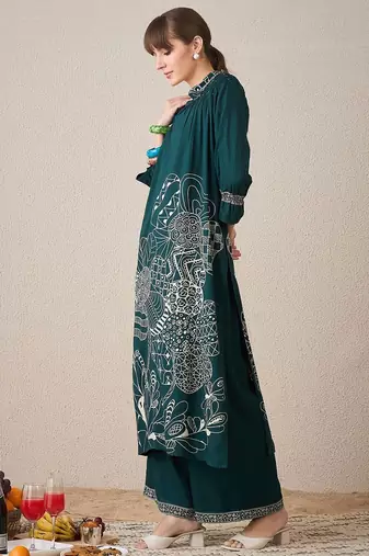 Women Ethnic Motifs Printed Regular Kurta with Trousers