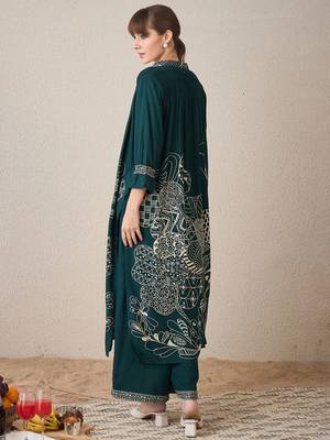 Women Ethnic Motifs Printed Regular Kurta with Trousers 4