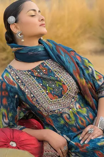 Women Ethnic Motifs Printed Regular Mirror Work Pure Cotton Kurta with Trousers & With Dupatta