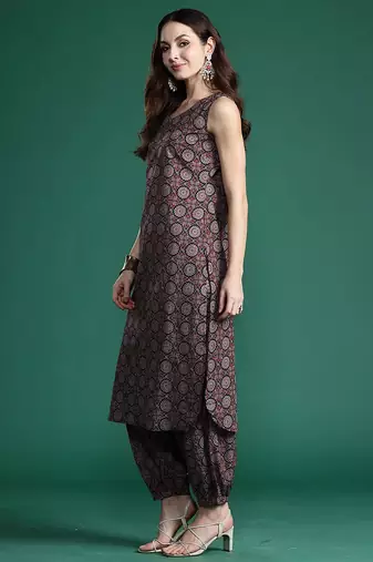 Ethnic Motifs Printed Regular Kurta with Trousers