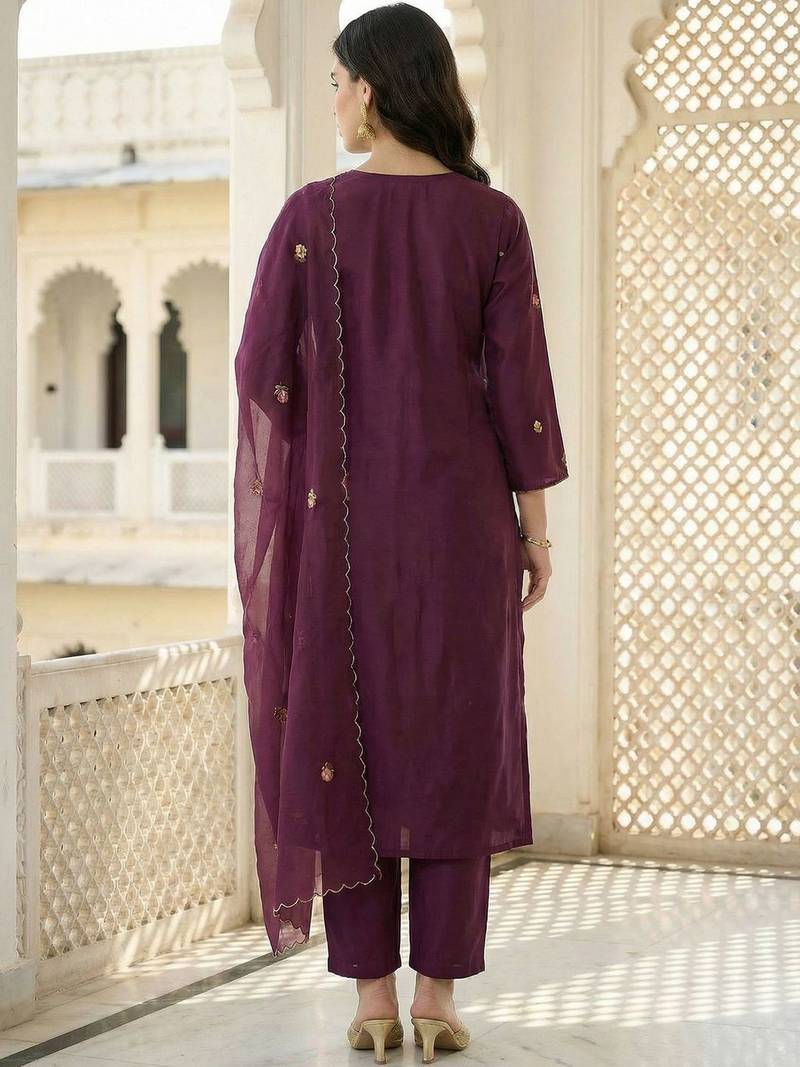 Women Ethnic Motifs Embroidered Regular Thread Work Kurta with Trousers & With Dupatta