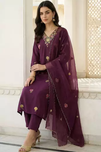 Women Ethnic Motifs Embroidered Regular Thread Work Kurta with Trousers & With Dupatta