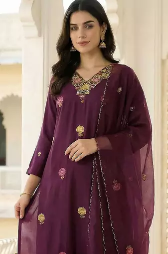 Women Ethnic Motifs Embroidered Regular Thread Work Kurta with Trousers & With Dupatta