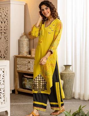 Women Ethnic Motifs Embroidered Regular Thread Work Kurta with Palazzos 6