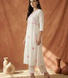 Women Ethnic Motifs Embroidered Angrakha Thread Work Pure Cotton Kurta with Trousers