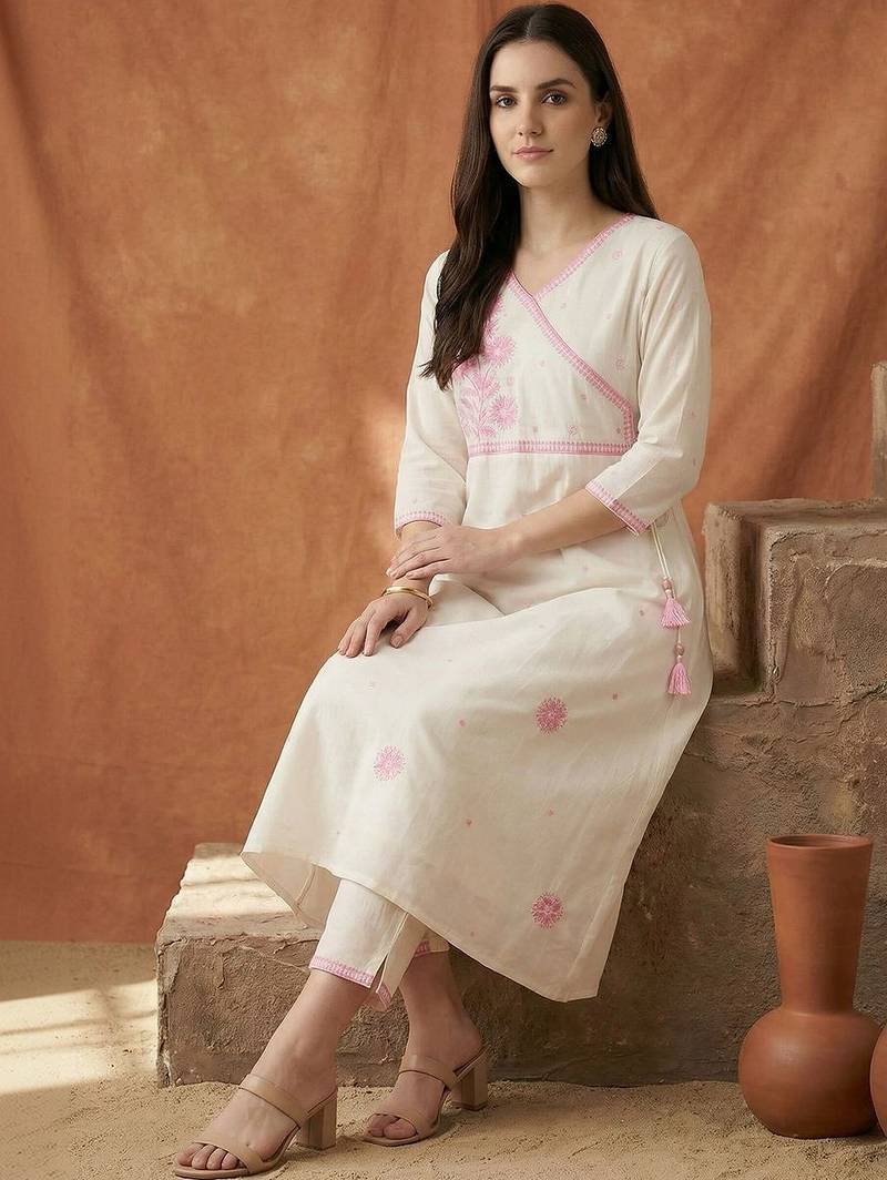 Women Ethnic Motifs Embroidered Angrakha Thread Work Pure Cotton Kurta with Trousers