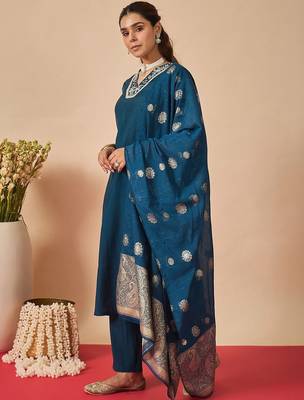 Women Ethnic Motifs Embroidered Regular Thread Work Kurta with Trousers & With Dupatta 7