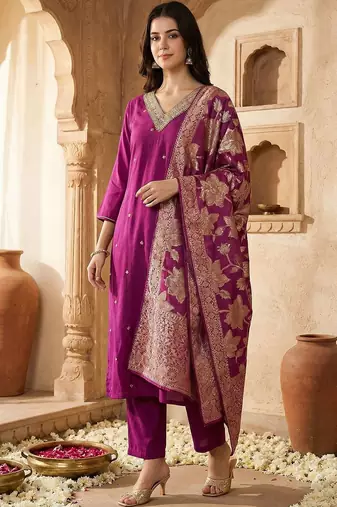 Women Ethnic Motifs Regular Kurta with Trousers & With Dupatta