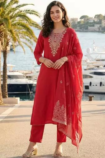 Women Ethnic Motifs Embroidered Regular Thread Work Kurta with Trousers & With Dupatta