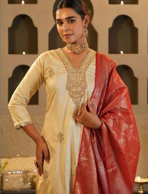 Women Ethnic Motifs Embroidered Regular Kurta with Trousers & With Dupatta 3