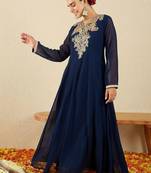 Women Ethnic Motifs Embroidered Panelled Thread Work Kurta with Trousers