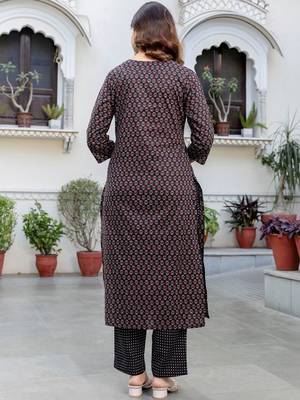 Women Ethnic Motifs Printed Regular Thread Work Pure Cotton Kurta with Trousers & With Dupatta 3