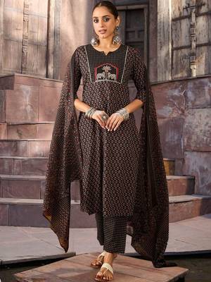 Women Ethnic Motifs Printed Regular Thread Work Pure Cotton Kurta with Trousers & With Dupatta 2