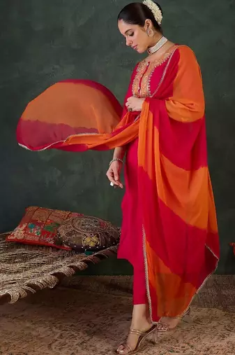 Women Ethnic Motifs Embroidered Regular Kurta with Trousers & With Dupatta