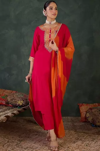 Women Ethnic Motifs Embroidered Regular Kurta with Trousers & With Dupatta