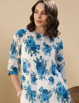 Women Floral Printed Pleated Pure Cotton Kurta with Trousers 1
