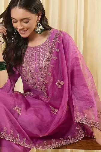Women Ethnic Motifs Embroidered Regular Thread Work Kurta with Trousers & With Dupatta