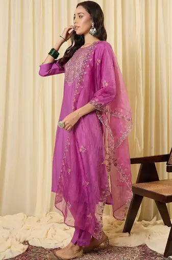 Women Ethnic Motifs Embroidered Regular Thread Work Kurta with Trousers & With Dupatta